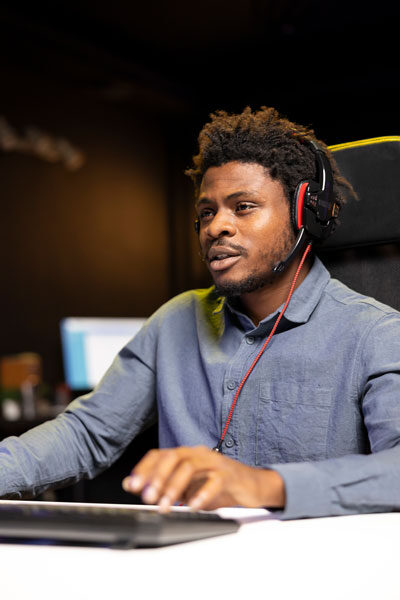 player-engaging-fun-videogames-enjoying-leisure-time-by-communicating-with-friends